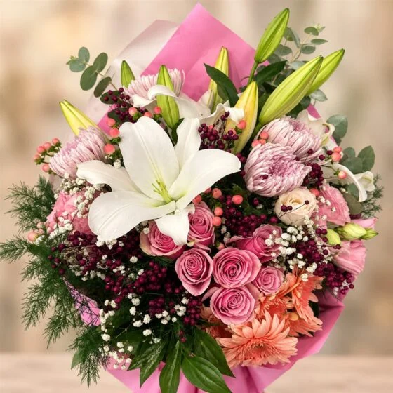 Pembe Lilyum ve Gül Buketi
